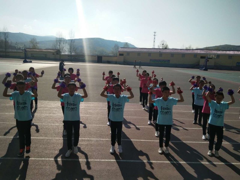 小學(xué)生五六年級1班3班運動(dòng)會(huì )班服定制初中畢業(yè)季班服厲害了我的班(圖6)